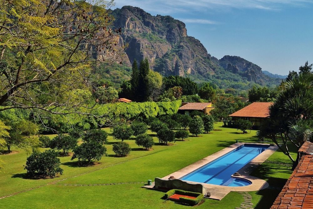 Amomoxtli Hotel Tepoztlan Exterior photo